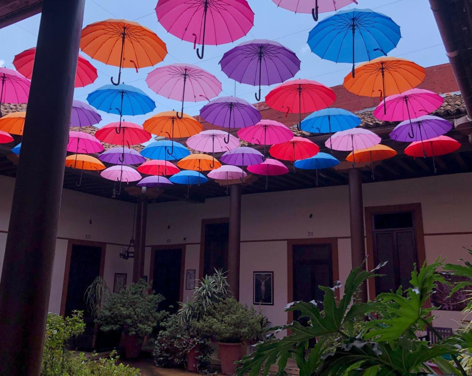 Hotel Villa De Flores Uruapan  Luaran gambar