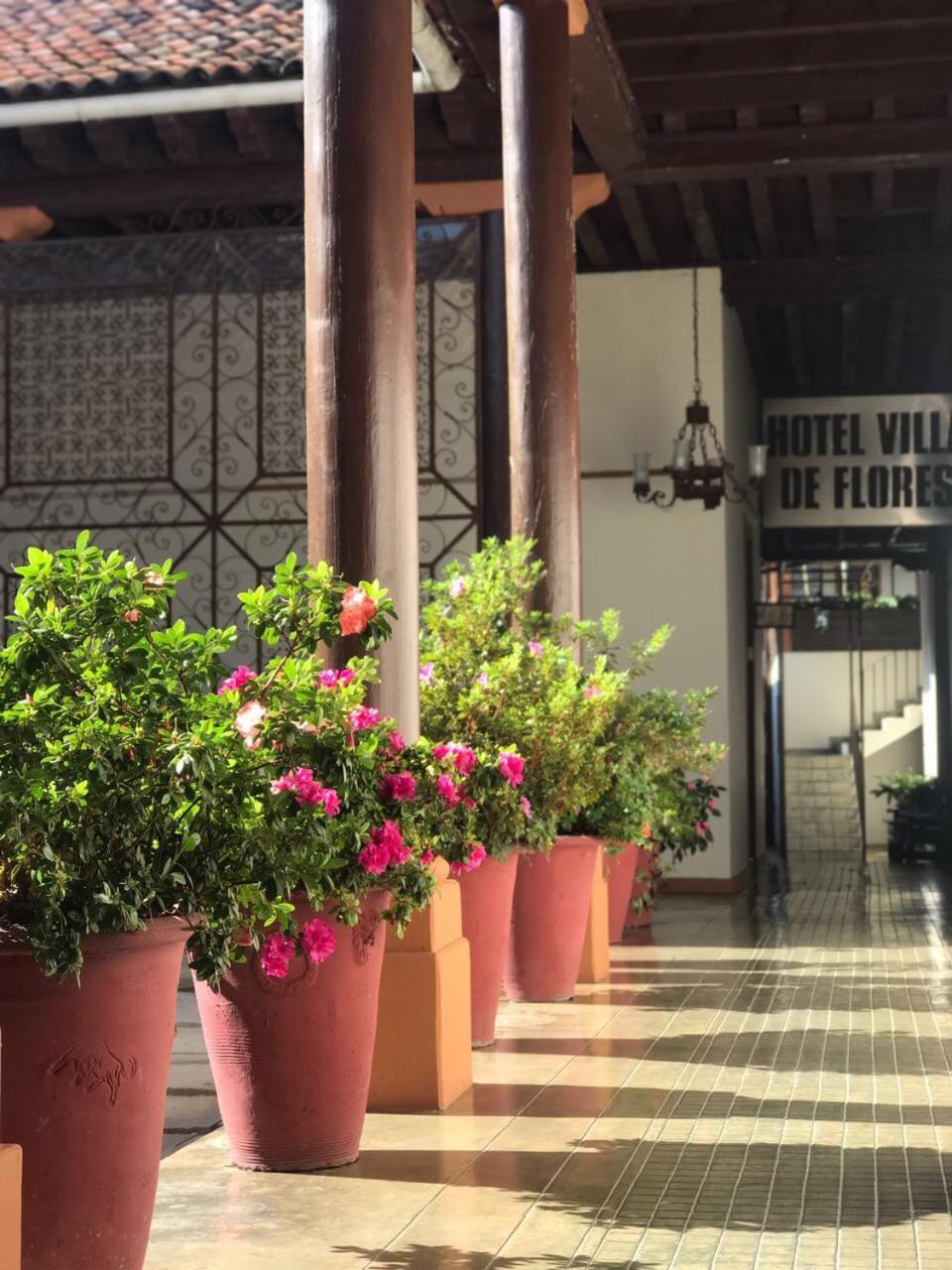 Hotel Villa De Flores Uruapan  Luaran gambar