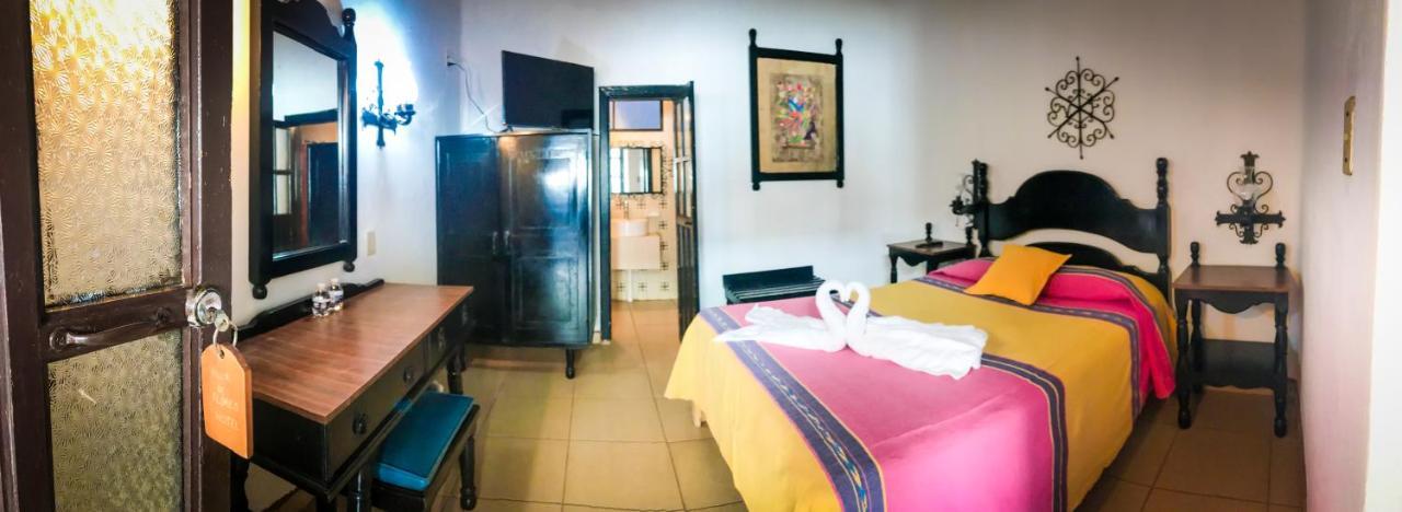 Hotel Villa De Flores Uruapan  Luaran gambar