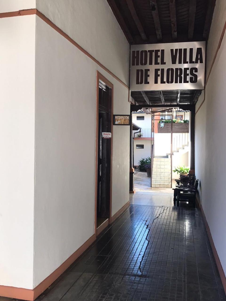 Hotel Villa De Flores Uruapan  Luaran gambar