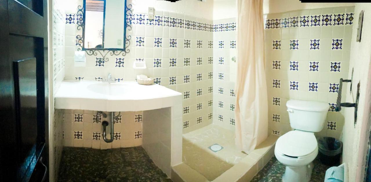 Hotel Villa De Flores Uruapan  Luaran gambar