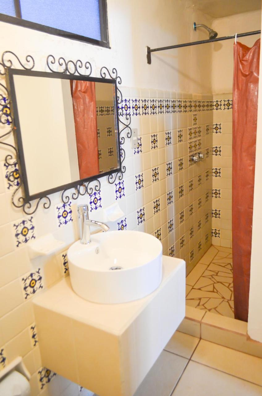 Hotel Villa De Flores Uruapan  Luaran gambar
