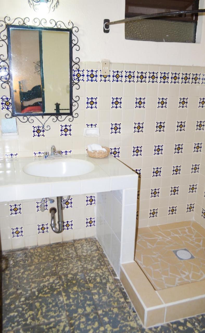 Hotel Villa De Flores Uruapan  Luaran gambar