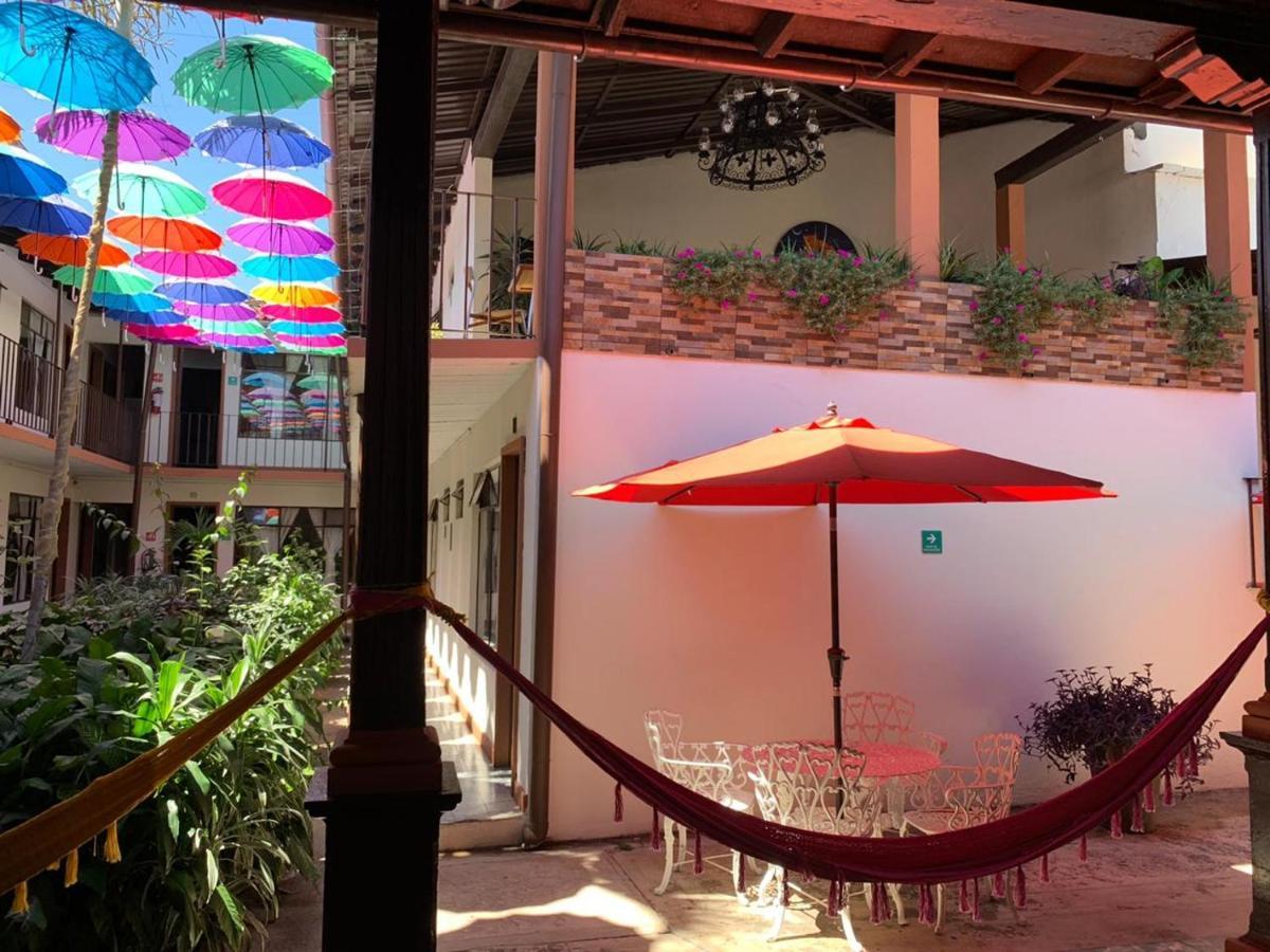Hotel Villa De Flores Uruapan  Luaran gambar