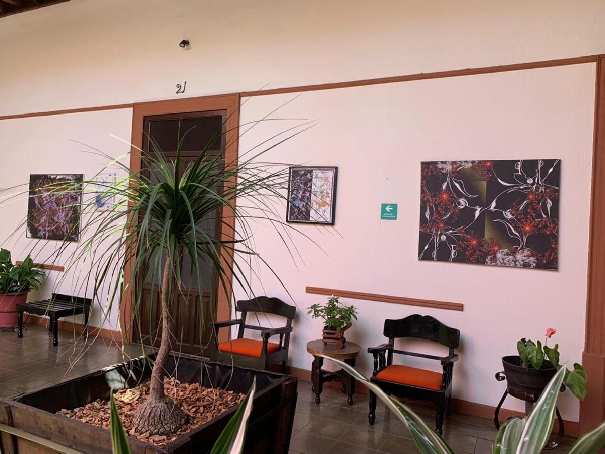 Hotel Villa De Flores Uruapan  Luaran gambar