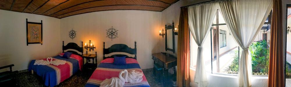 Hotel Villa De Flores Uruapan  Luaran gambar